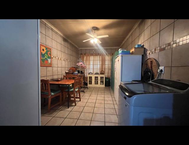 3 BEDROOM HOUSE FOR SALE IN BRACKENDOWNS